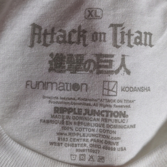 Attack on Titan White Short Sleeve Graphic Tee size XXL - Picture 3 of 5
